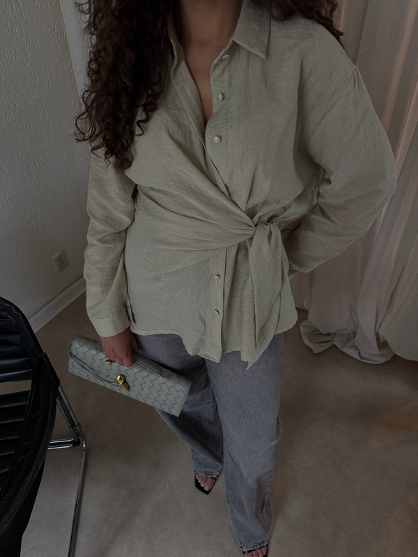 KNOT BLOUSE PISTACHIO