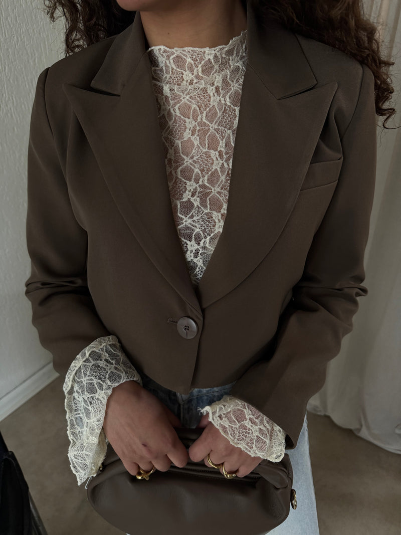 LONG SLEEVE LACE TOP BUTTER YELLOW