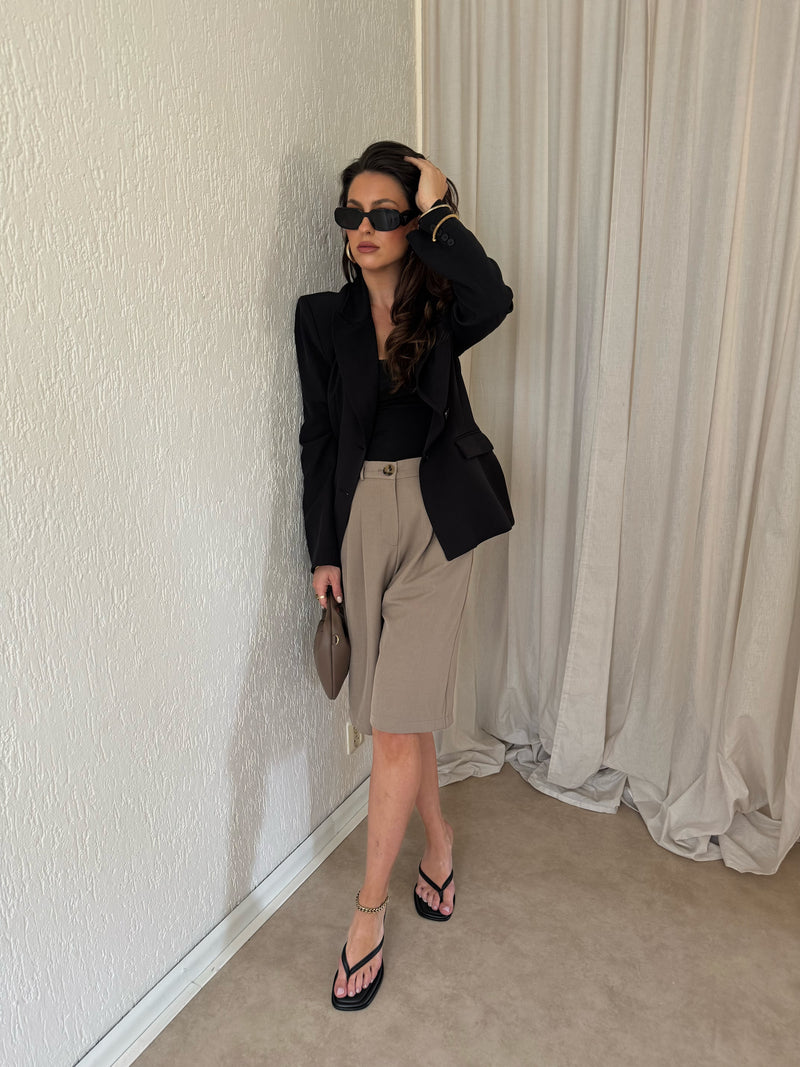 HOURGLASS BLAZER BLACK