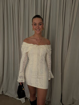 OFFSHOULDER LACE DRESS CREME